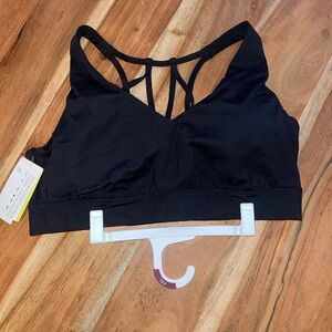 Black padded sports bra